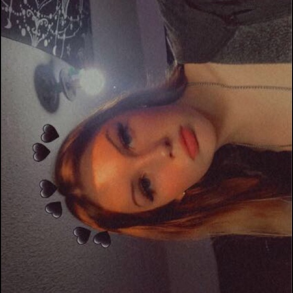 Meet your Posher, Rhianna - Picture 1 of 1